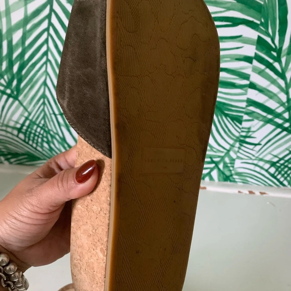 Veronica Beard Brown Sandals - Picture 5 of 6